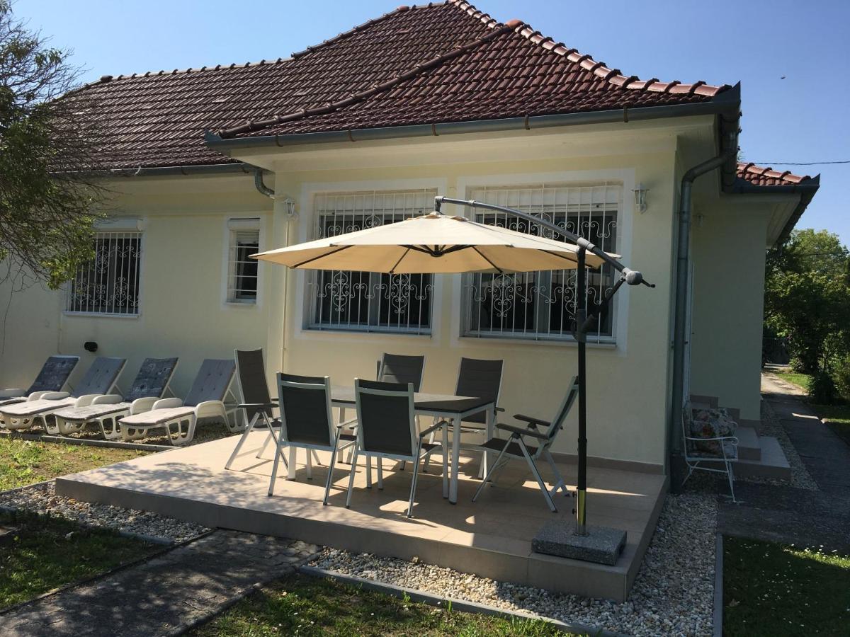 Villa Ida Balatonmariafurdo Exterior foto