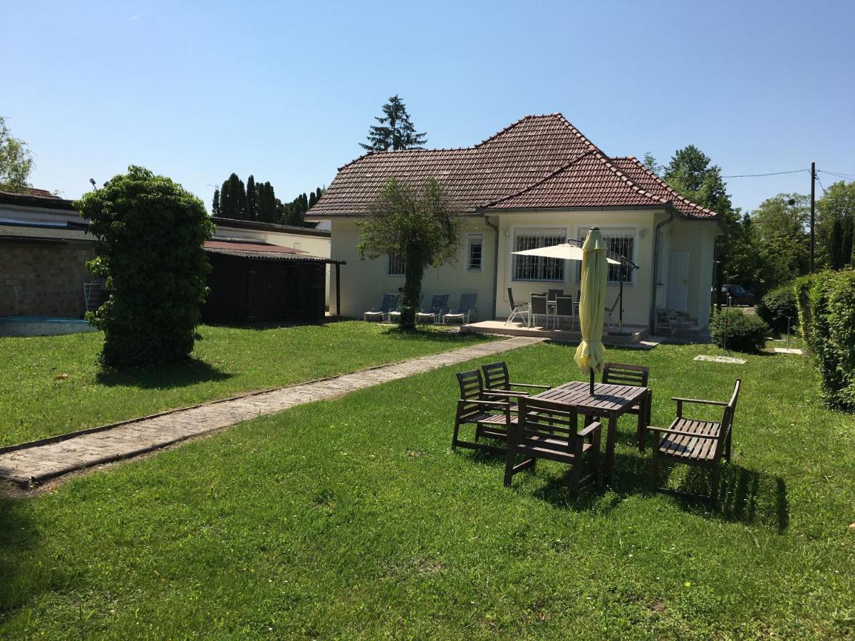 Villa Ida Balatonmariafurdo Exterior foto