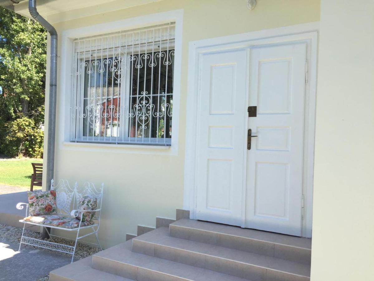 Villa Ida Balatonmariafurdo Exterior foto